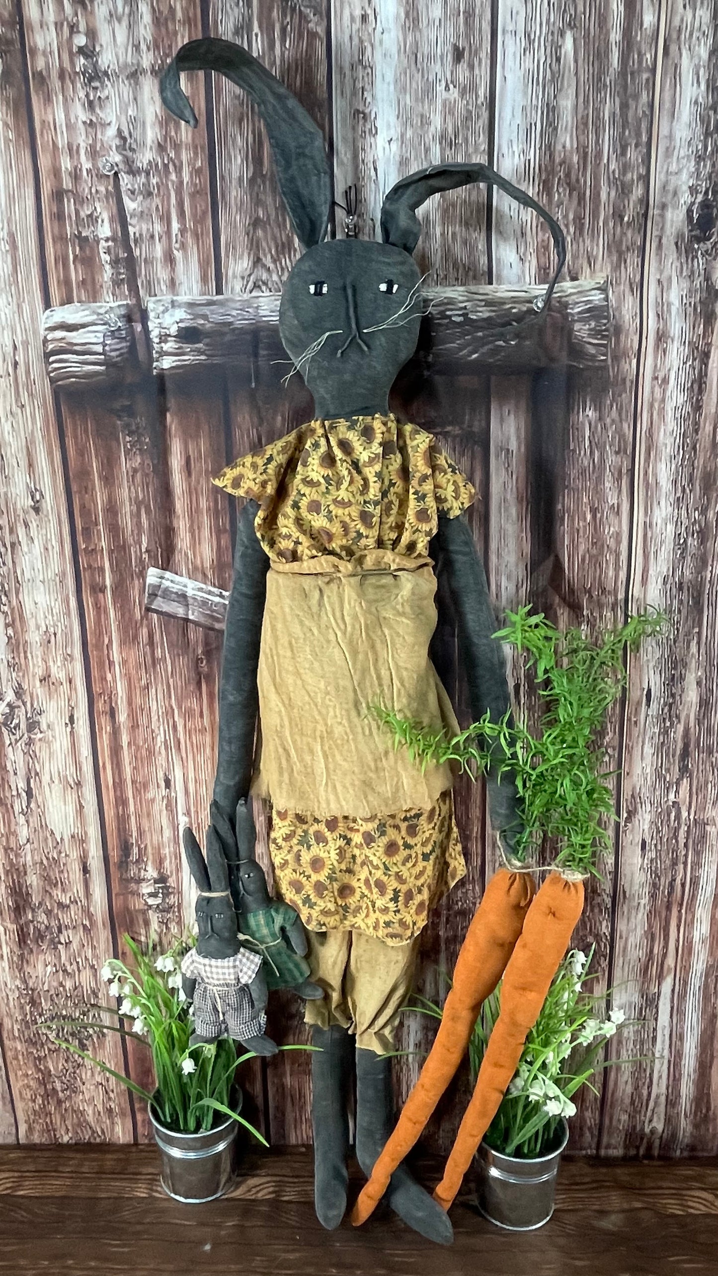 Primitive Garden Bunnies