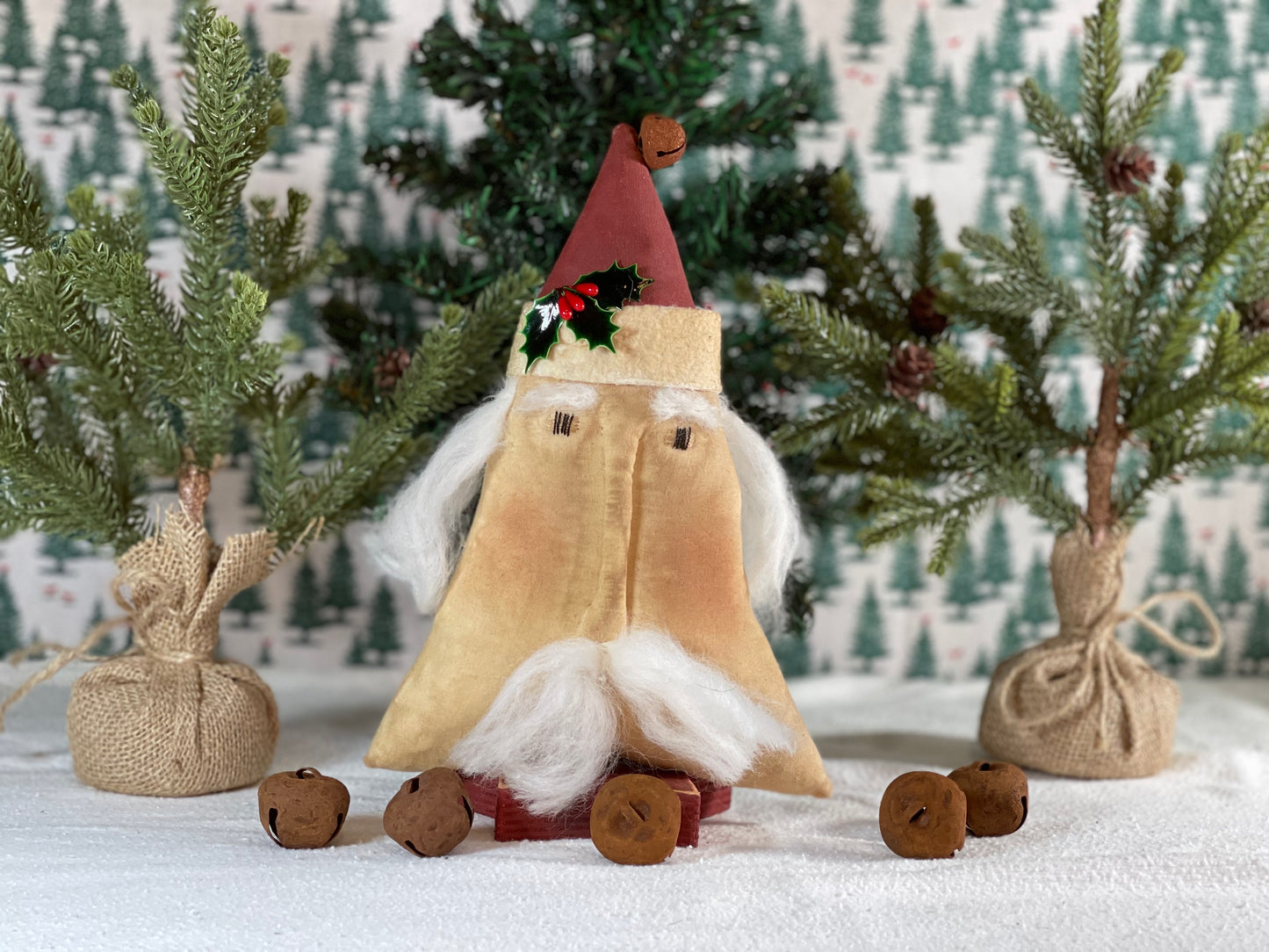 Triangle Santa