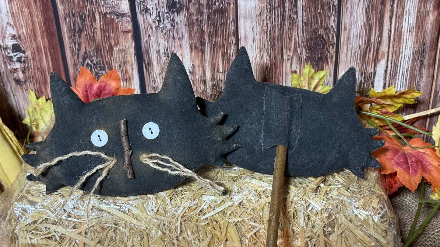 Primitive Black Cat Head Tucks/Pokes