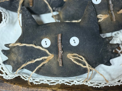 Primitive Black Cat Head Tucks/Pokes